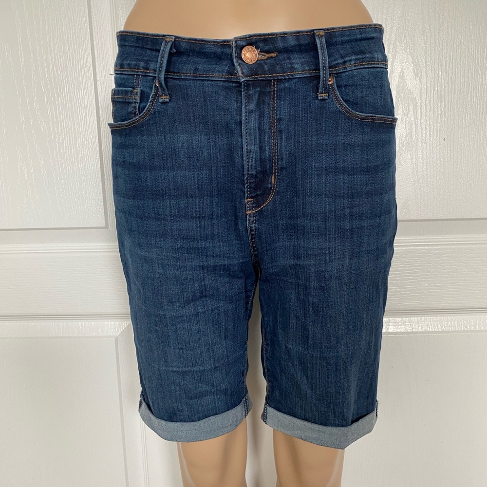 Levi's Classic Blue Jean Shorts for Men